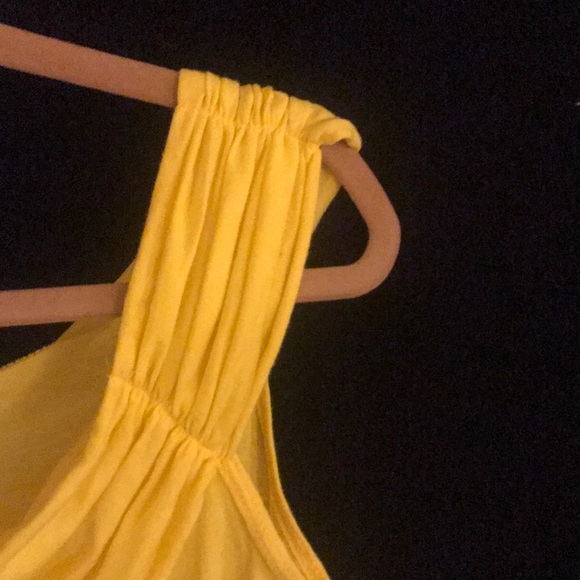 Newport News size L yellow top - Picture 2 of 4